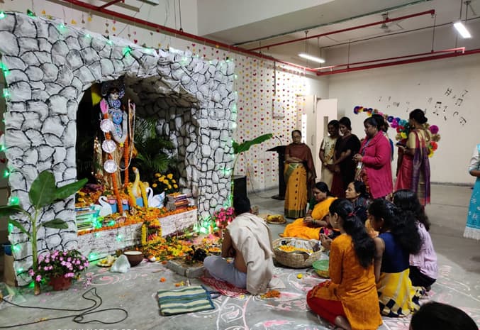 SARASWATI-PUJA-img6 (1)